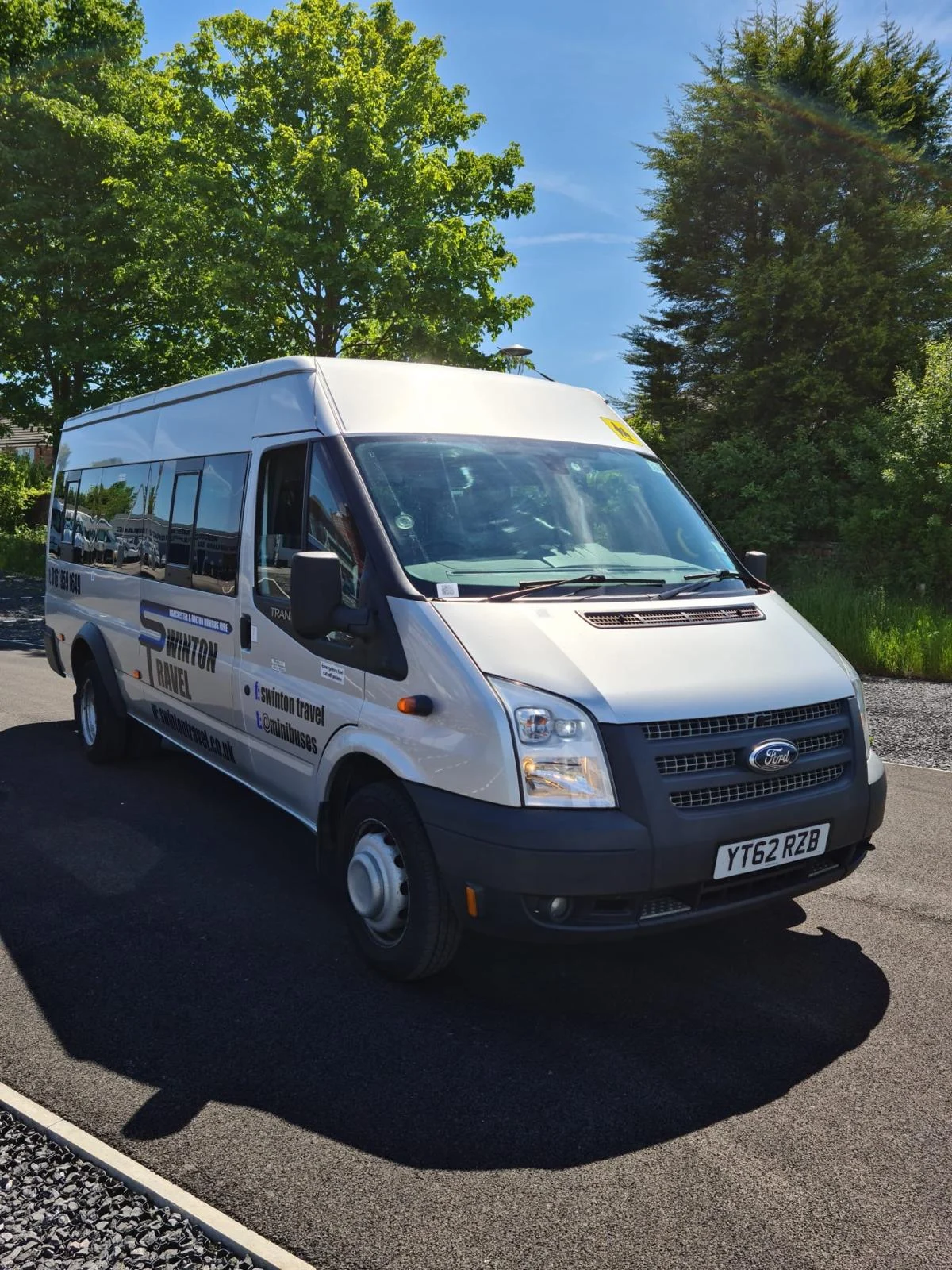 Manchester 16-seater transport